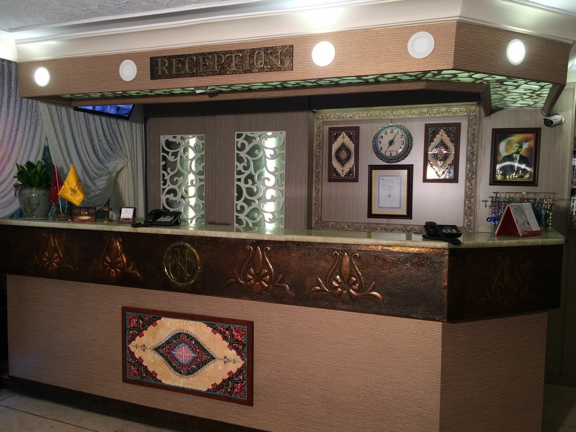 Hotel Nezih איסטמבול מראה חיצוני תמונה